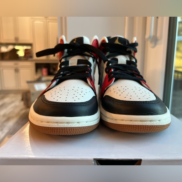 Nike Air Jordan 1 Mid SE Let(Her)Man Size 7 DC1426-100 - Picture 3 of 10